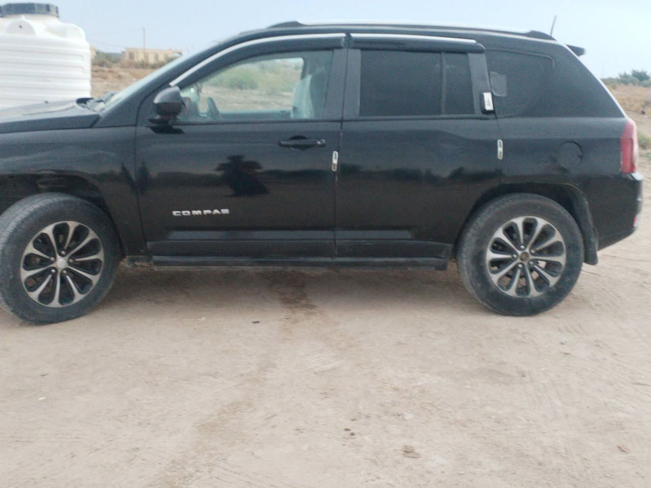 جيب كومباس 2016 شكل القديم سياره محتركه داواخل ومصلحه  مصبوغه عام سياره  محرك وكير مكفولات  لاكو مراوس اراوس خاص مفتوح


**إذا كنت صاحب هذا الإعلان وتريد حذفه لأي سبب، رجاءا أرسل رسالة إلى الدعم الفني**