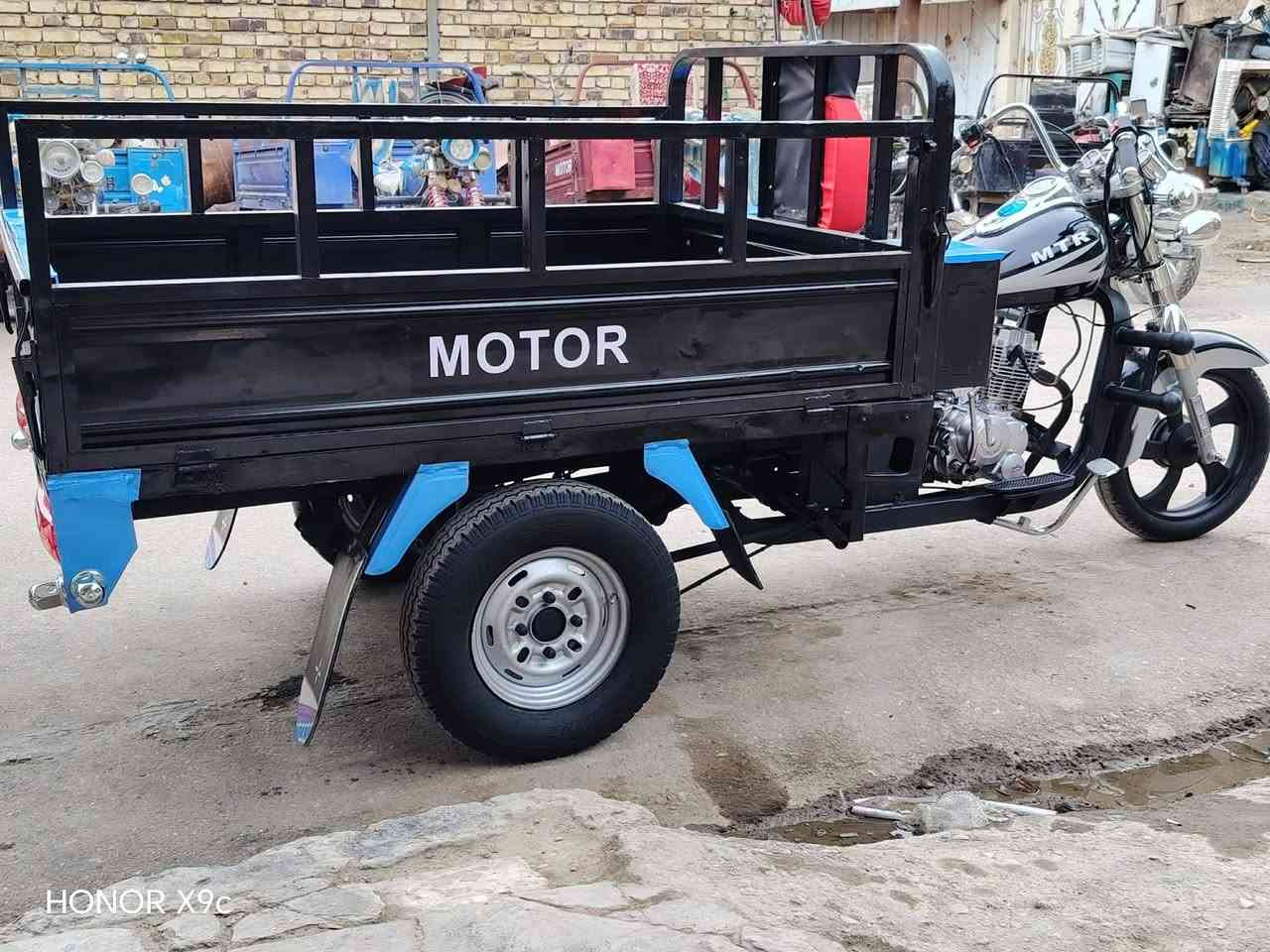 سلام عليكم  ام تيار رقم ابيض وسنويه ألماني مداورهه شوكت ماتريد مديل 2020 وبيهه محرك 2024 تعيمرهه كله 24  شاصيهه وركبتهه مكفولات كفالة عامه لا لحيم ولامعجون بيهه تخم تاير جديد جوبلس صدر كهربائيات كلهه جدد وشغاله دبلات شغاله نكره سلف ستوته كلهه شغاله مابيهه اي نقص جاهزه مال جنيان ستوته مصبوغه حراري اثار جرد وصابغهه جماليه نضافتهه نفس البصوره مكانهه الديوانية خاص مامتواجد***********
