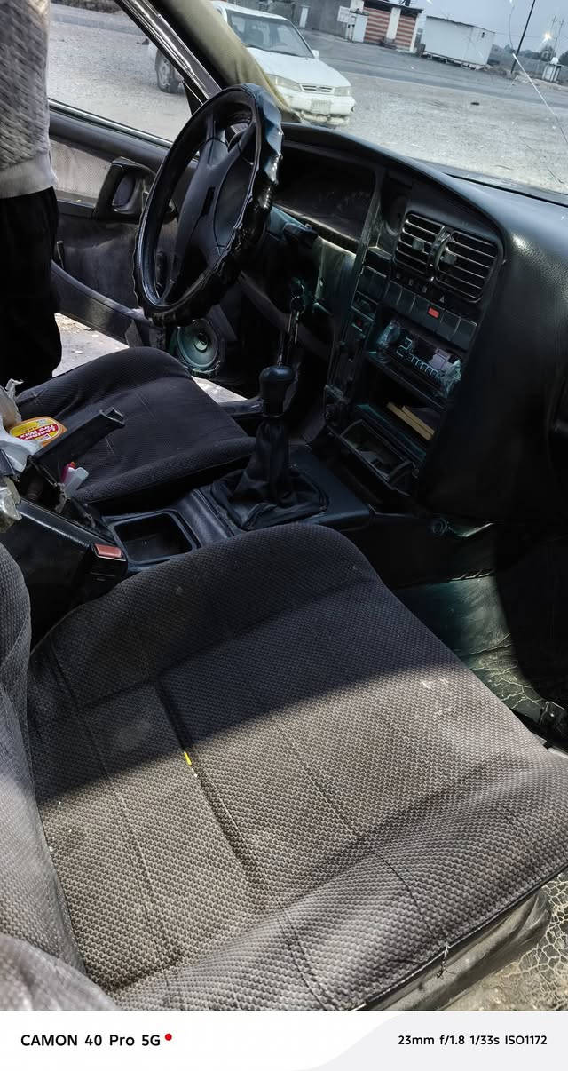 أوبل ستيشن رقم ألماني محرك ٢٠٠٠
رقم نينوى سيارة كامله مابيها نقص السيارة بديالى 
السعر ١٩
***********
