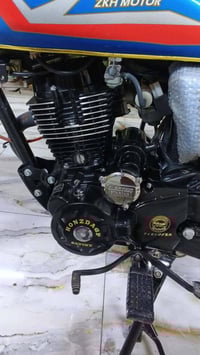 سيفان 5كير • مديل 2025 • 200سي سي