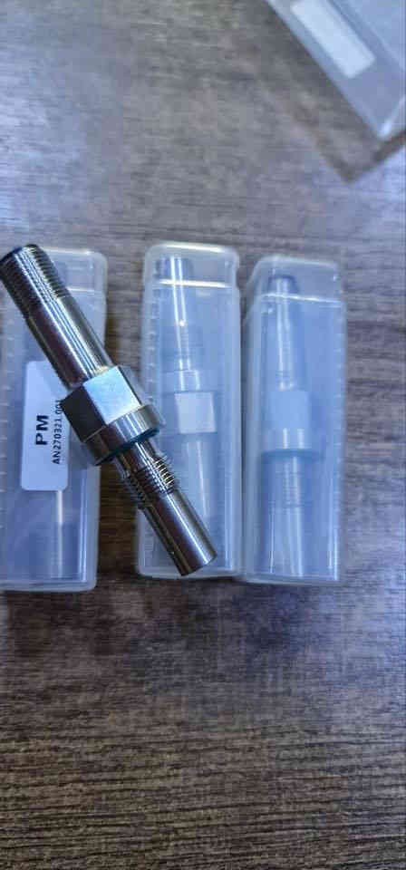 شركة الرتاج التجارية العامة
متخصصون في استيراد المعدات الثقيلة وقطع الغيار

نقدم لكم حساس (مستشعر) مضخة خرسانة 
- نوع بتس ماستر (Putzmeister)

المنشأ: [ألماني / تركي / ...]
الحالة: جديد / بحالة ممتازة

ضمان وجودة عالية
للاستفسار وطلب المنتج:

📞 هاتف: *********** - *********** 
📍 العنوان: بغداد، باب الشيخ، قرب معمل جواد النجفي
