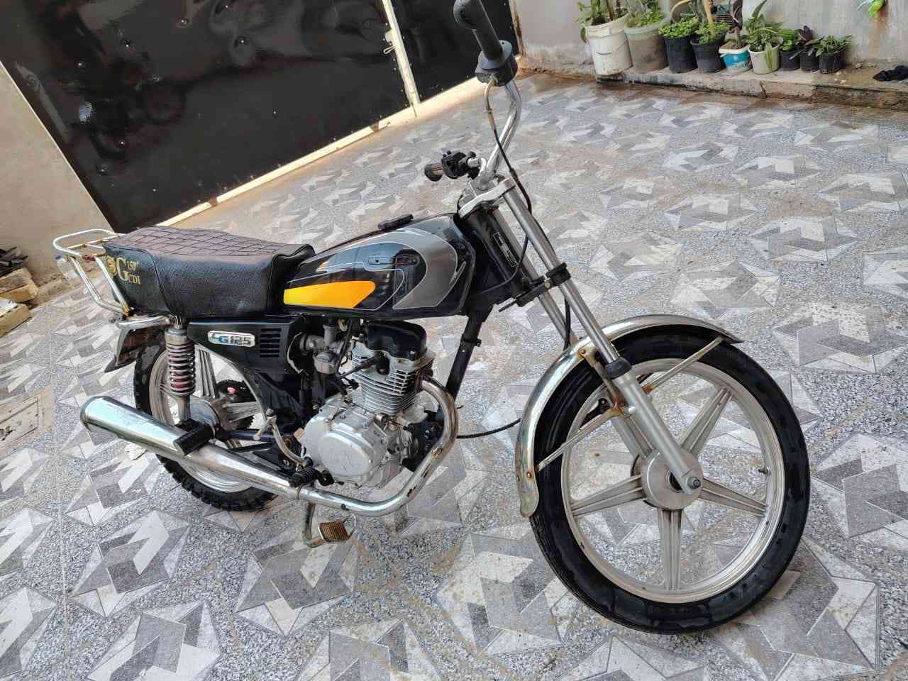 للبيع ٢٠٢٣
السعر ٢٧٥
بغداد قريب مدخل ثالث مال تكسيات بالحسينية ***********
