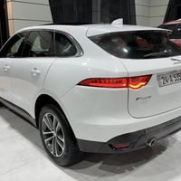 جاكوار إف-بيس • ٢٠١٧ • بدون ايربك