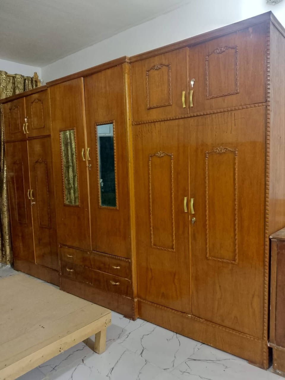 غرفة للبيع صاج ٦ملحق خشبهه حطاطة كاملة نضيفه مابيهه اي نقص مكان بغداد ابوغريب الشهداء لسعر 450بيهه تصل على الرقم ***********بي واتساب
