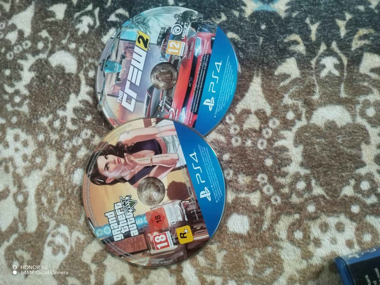 اني اريد ابيع سيت اب متكامل الي يتكون من
بلي فور 🔥
و جوستكين 🔥
و قرصين جي تي اي ملعوب بيهه و عندي بيه🔥 شي قوي و عندي لعبه ذا كرو لعبه سيارات تخبل عندي جي تي ار و موستنك و جالنجر و سماعات كيمنك ف اريد ابيعهن🔥 اذا و يو بي اس تريد تشتري السعر كله 280 سعر يشك شكتين وين تلكه هيج سعر؟🔥


**إذا كنت صاحب هذا الإعلان وتريد حذفه لأي سبب، رجاءا أرسل رسالة إلى الدعم الفني**