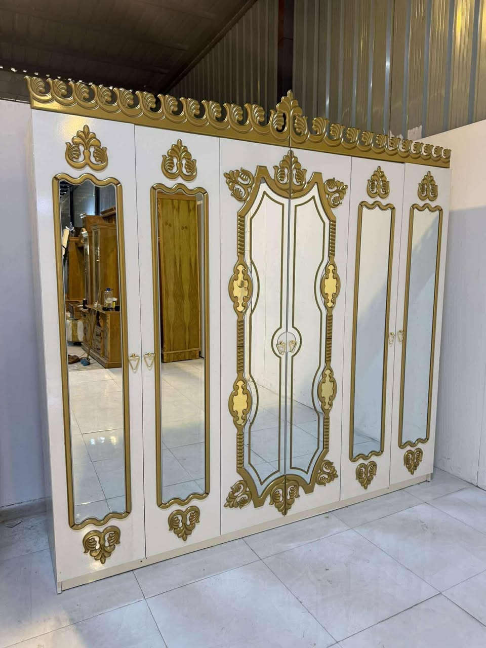 غرفه تركي نضام بواب ملكي
السعر ٨٥٠  
شد نقل داخل بغداد مجاني
نضافه ٩٠
اخو جديد
تسع قطع


**إذا كنت صاحب هذا الإعلان وتريد حذفه لأي سبب، رجاءا أرسل رسالة إلى الدعم الفني**