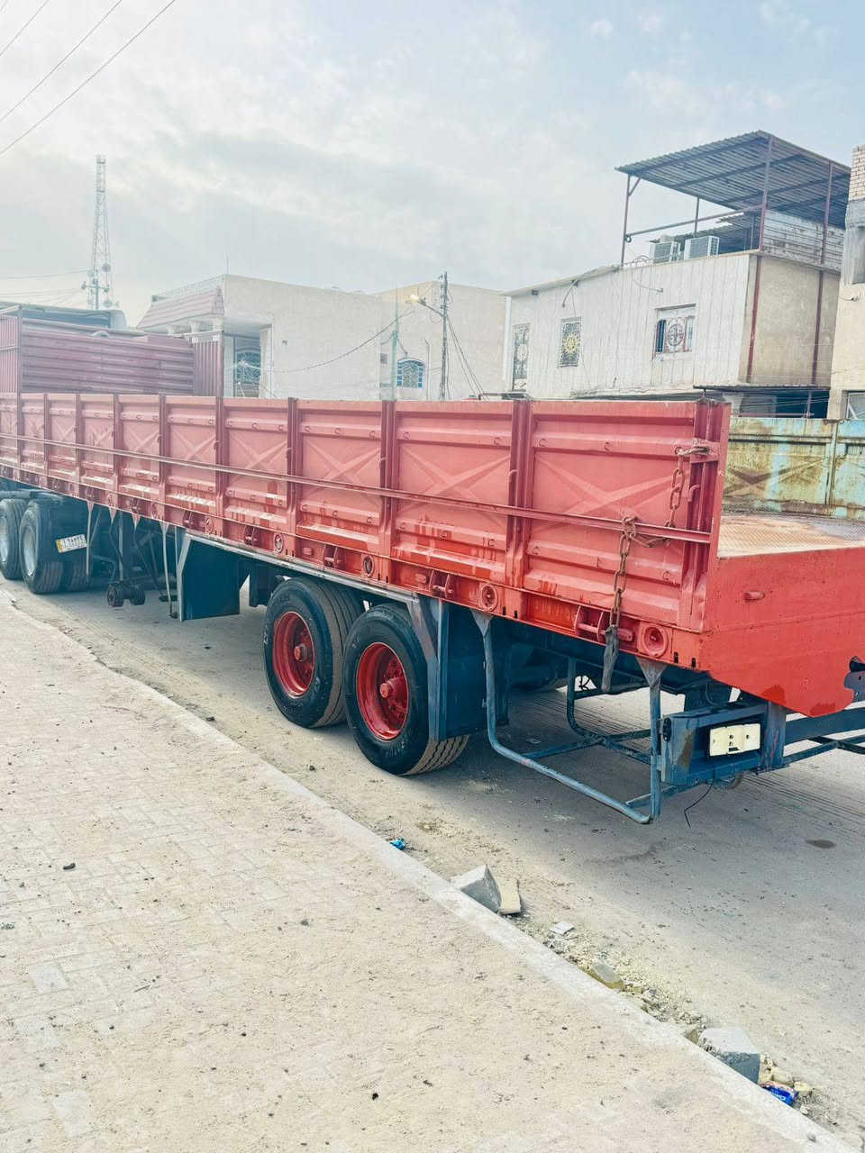 للبيع عريانة بيهة تحويرة السعر 35ورقة الشراي يتصل على الرقم التالي *********** مكاني بصرة قرب ساحة سعد
