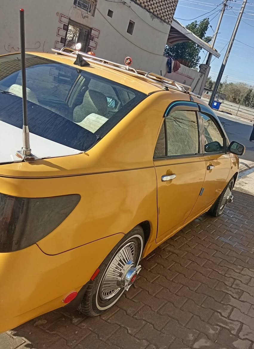 السلام عليكم بي واي دي 2011مكينه جديده كير جديد بس الثاني بي فلته وياه كير الثاني تخم تاير حداديه دواخل جديده غاز او بانزين خياسات بيها بصيطه غرامات امصفره رقم انكليزي قادسيه السعر 47وبيها مجال المكان النجف الاشراف شرط التحويل 
***********
