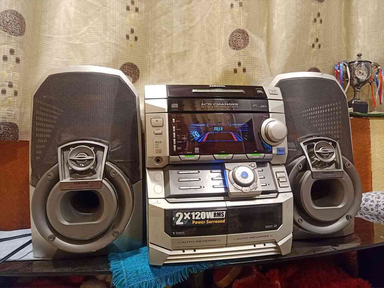 غراض للبيع 
عنوان خانقين 
رقم ***********
