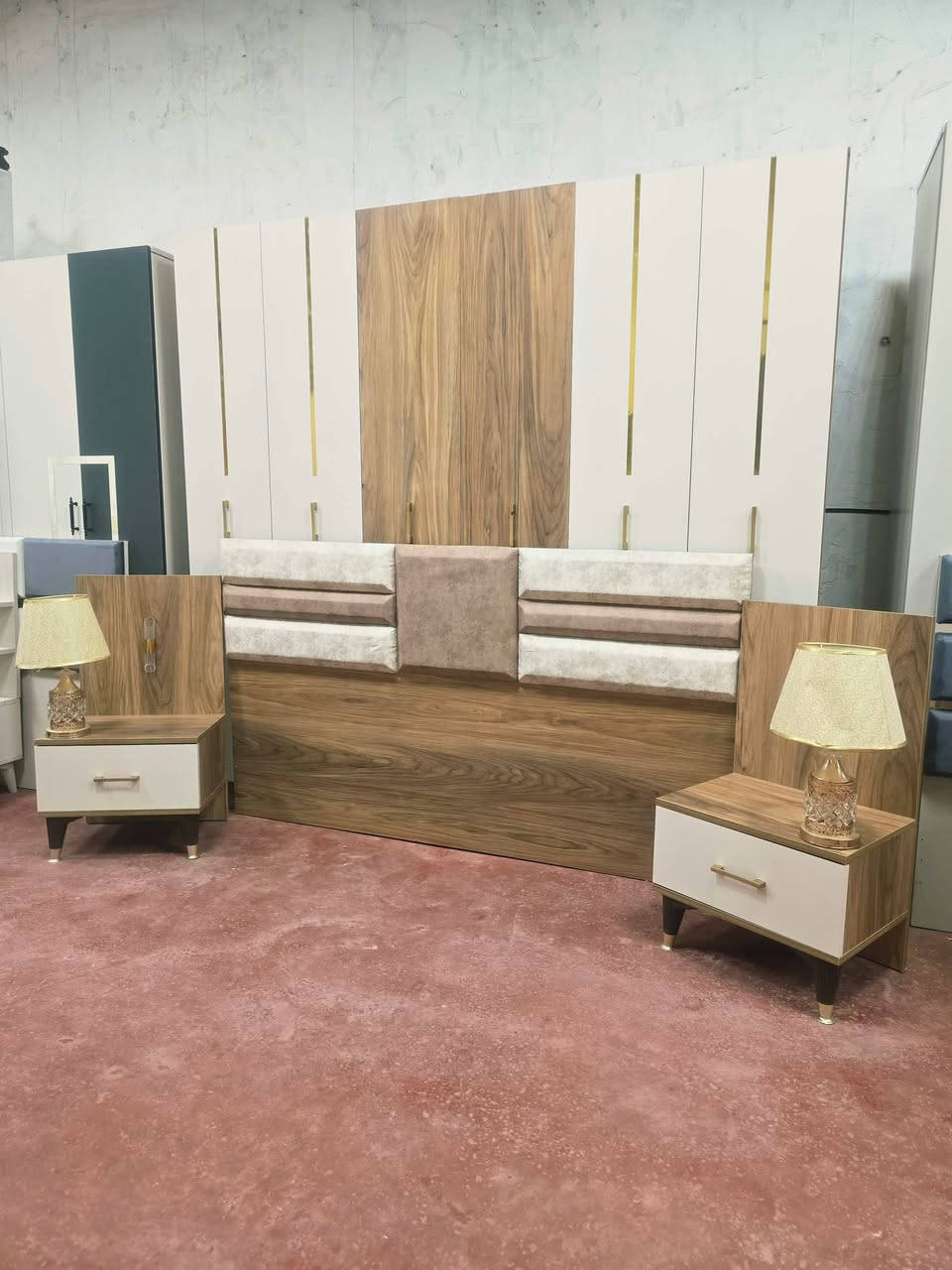 💗🔥 غرفة تركي مستخدم تخبّل 🔥💗
🛏️ 8 قطع كاملة
💯 نظافة 95%
🚪 نظام أبواب مرتب
💸 السعر 700 قفل
🪛 شد مجاني
🚚 نقل مجاني


**إذا كنت صاحب هذا الإعلان وتريد حذفه لأي سبب، رجاءا أرسل رسالة إلى الدعم الفني**