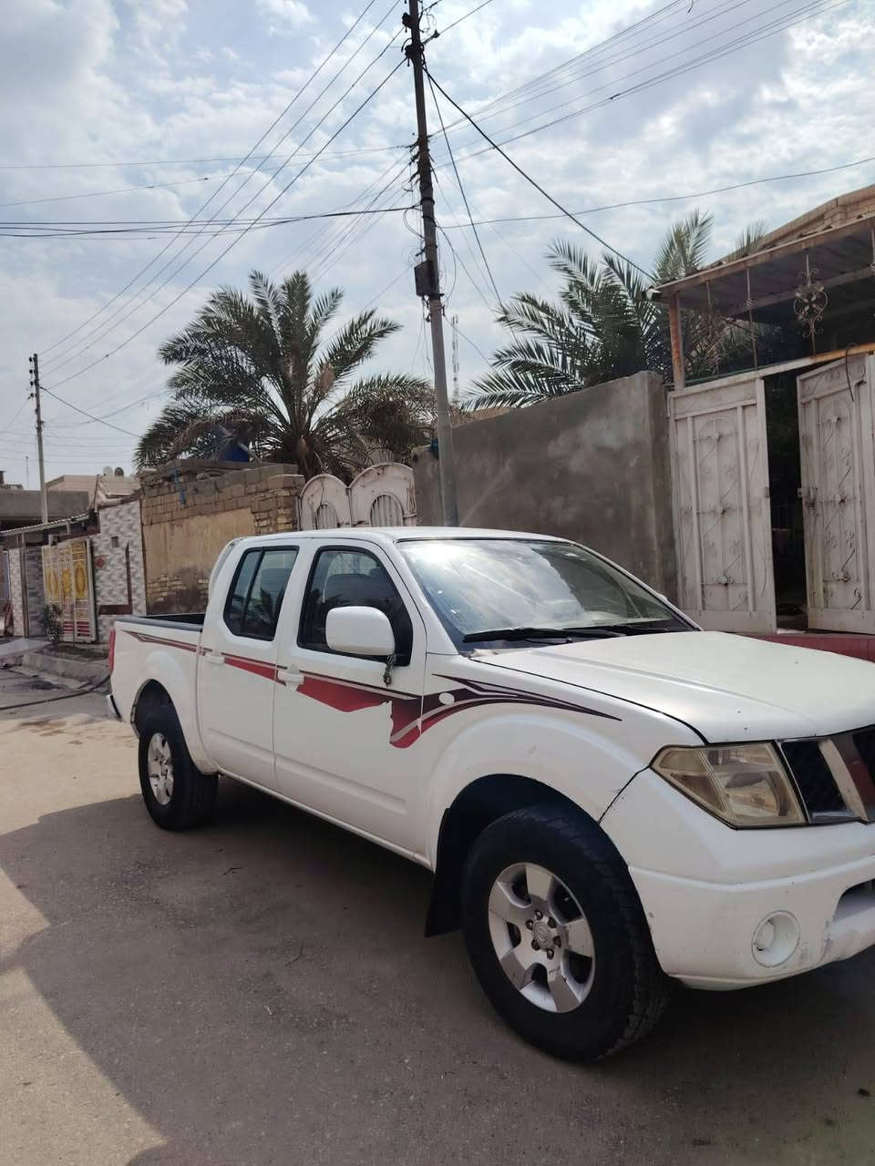 السلام عليكم  نيفاره 2014 رقم اربيل سنويةللـ2030 السياره جديدة
جاهزه من كلشي دفع رباعي مكينه كاز جديده جاهزه من مكينه كير تخم تاير باتري حداده بيه طرف البنيد وطرف الجاملغ وباقي مكفول العنوان القرنه السعر      (85)
*********** القرنة, البصرة
