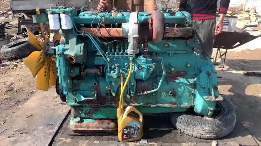 للبيع محرك فالفو حجم ١٢٠ سايس 10 مكان المحموديه سعر 16 ورقه الهاتف ***********/***********
