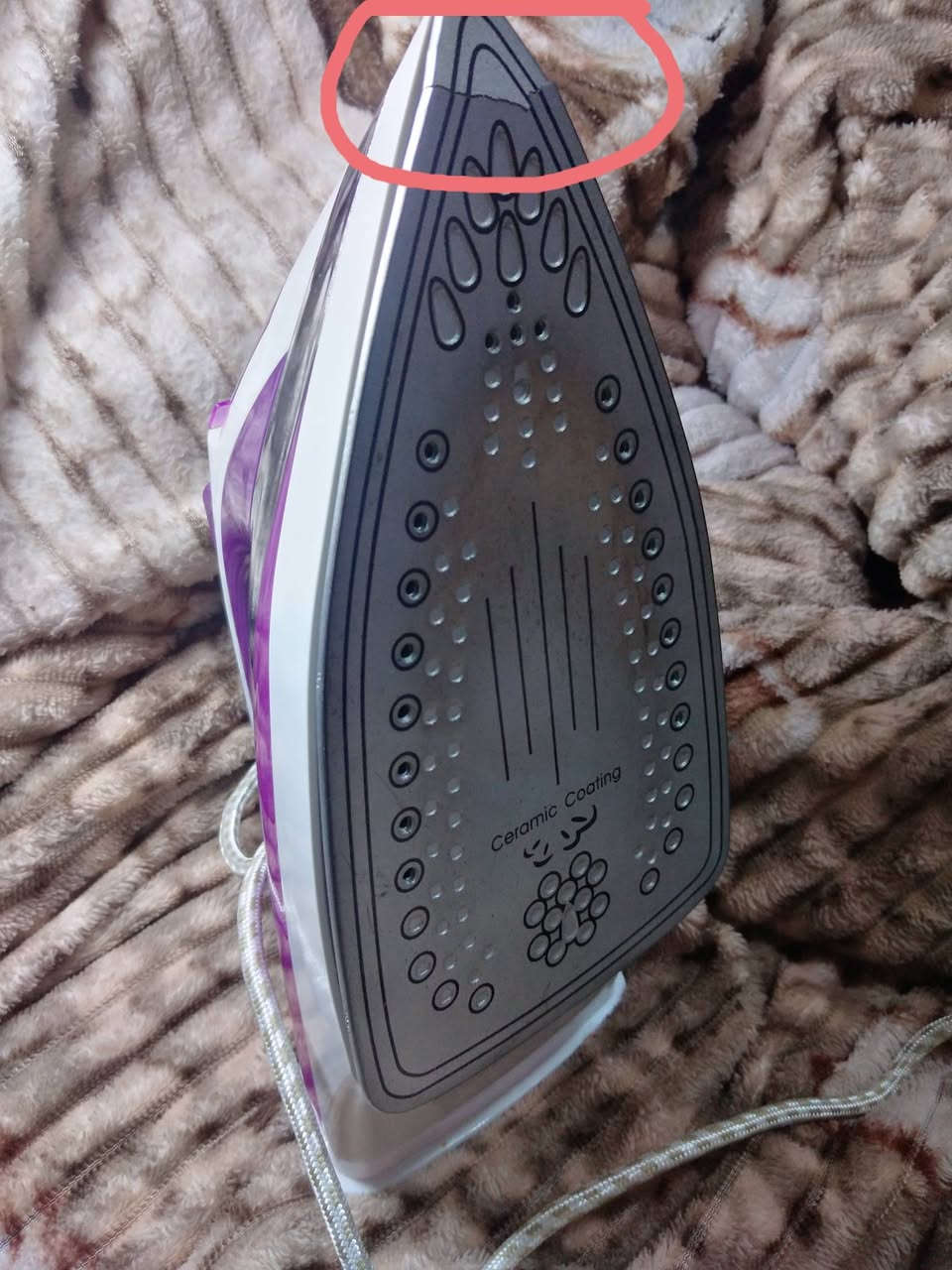 السلام عليكم، جهاز كاوية ملابس (اوتي) مع رشاش ماء داخلي كسر بي من فوق قليل، امحددة بالصورة،
فقط مرتين مكوي بي ملابس
قيم وخذ 🌳


**إذا كنت صاحب هذا الإعلان وتريد حذفه لأي سبب، رجاءا أرسل رسالة إلى الدعم الفني**