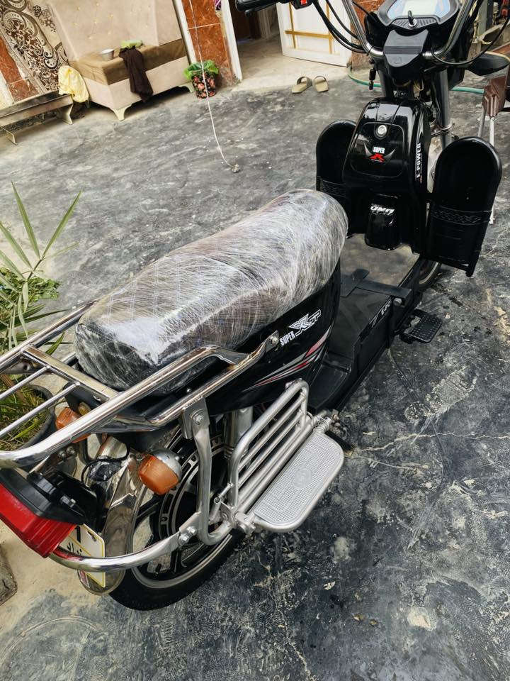 متاح دراجه هارلي نضافه واضحه بلفيديو
قفل من الاخير بدون عمله ب225الف قفل بطارياتها منفوخه بس تمشي طبيعي مكاني فلوجه *********** واتساب او اتصال
