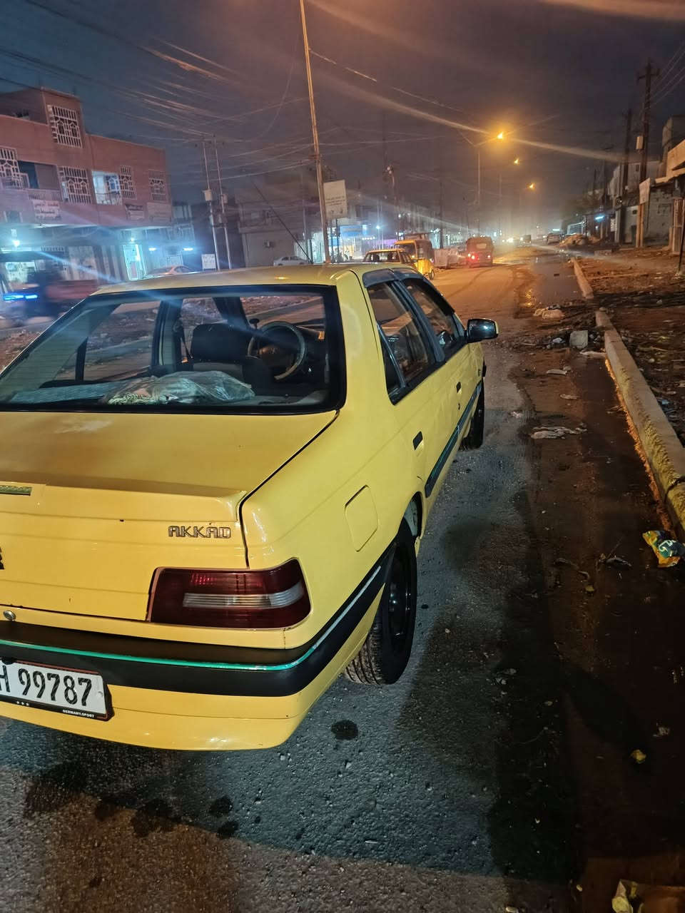 السلام عليكم بيع مستعجل بيجو لميس2016 بأسمي وتحويل ثاني يوم مكينه فرنسي كلج طبي شاشه كامره سستم سماعات جديد مال النترا سيارة كلش حلوه ونضيف لا تنقيص لا تبخير بالشهر مره تفحص مي ودهن كهربائيات كلها شغاله حداديه 70٪ أدامه عامه قبل سبوع مسويلها من بلكات ونوزلات وعبوه وفيت بم وحساسات عامه السيارة بيها صبغ بالجاملغ الخلفي عكس السايق وبارد بسيط بخشم الجاملغ الأمامي الي بصف السايق موضح بصور اكاتبلك كلشي لا أتعبك ولا اتعبني السعر ٤٥ وبيها مجال مكاني بغداد الحسينيه مال راشديه الرقم ***********
