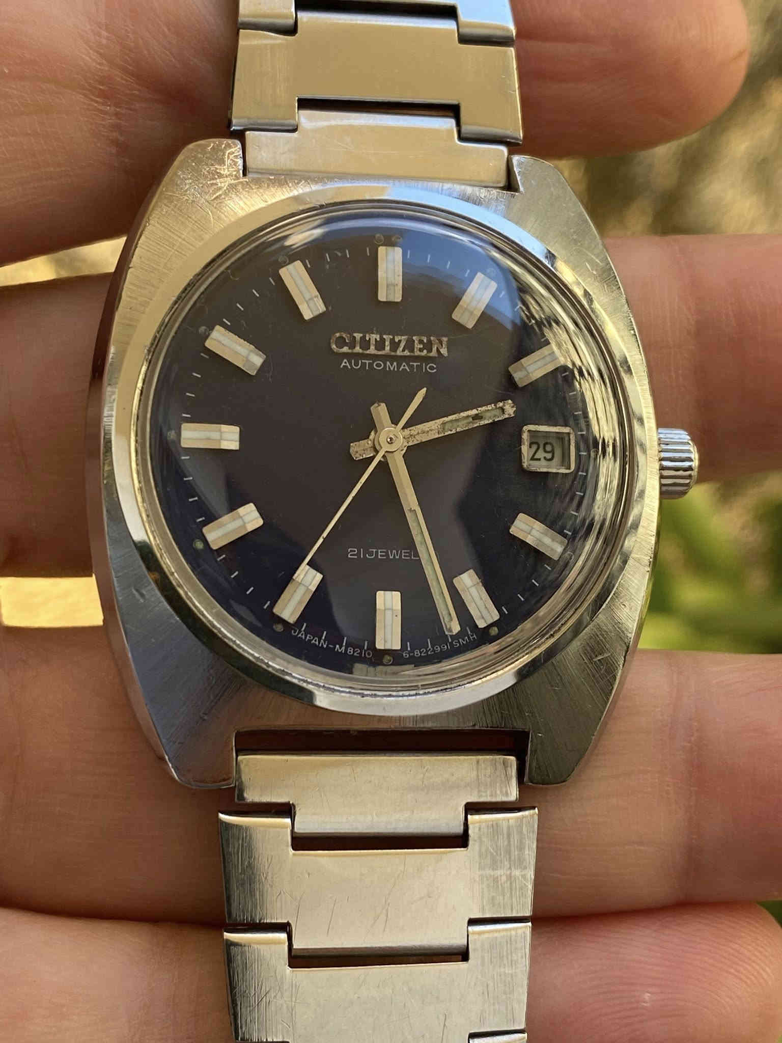 السلام عليكم 
مجموعة من القطع اليابانية 
اورينت 
ستزن 
سايكو 
اتوماتيك 
الوان مميزة
نظافة تامة
تعمل بكفاءة عالية 
ستانلس ستيل بالكامل 
بلادية بالكامل 
السعر  ارسال صورة القطعة  عالخاص 
يوجد توصيل لجميع  المحافظات 
***********
