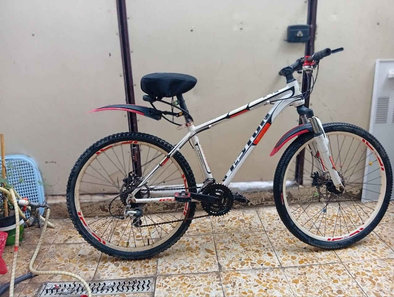 حجم 28 
مكاني البياع 
سعر 70 الف


**إذا كنت صاحب هذا الإعلان وتريد حذفه لأي سبب، رجاءا أرسل رسالة إلى الدعم الفني**