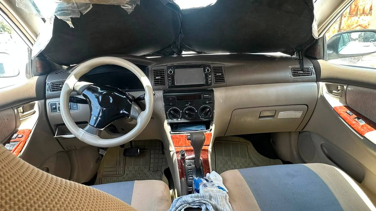 للبيع كورلا نحلة مديل 2007
سيارة بأسمي تحويل مباشر مكاني البصرة الزبير
محرك 1800 تبريد فول 
السعر 80 وبيها حگ الجيه  
مُكلف بالنشر صاحب السيارة للأستفسار ***********
