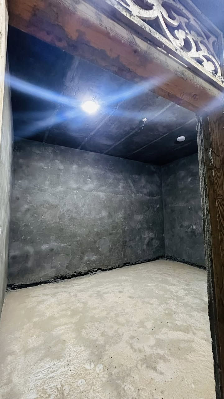 السلام عليكم بيت 100متر ركن شارعين يبعد عن شارع العام ٥٠ متر غرفه وصاله ومطبخ وحمام داخلي وخارجي ومنور للبيت عوزه تلحيظات بورك وشغلات بسيطه  

العنوان معمل حجي هندي مقابيل سايدين معمل للاستفسار الاتصال ع الرقم *********** او مراسلة الصفحه
