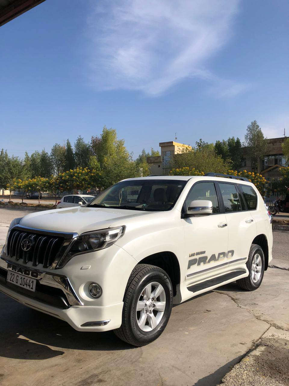 سيارة للبيع موديل 2014 مواصفات txl بدون الضربه والضرر وستة سلندرو الهزه والسنويه جديد رقم موبايل وفقط البيع وهذا رقم صاحب السياره   ***********
