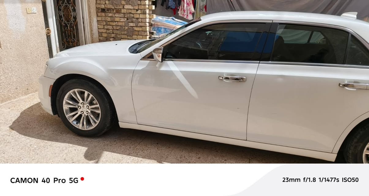 السلام عليكم اوباما 2015اصل رقم ذي قار السياره مواصفات عاديه حادث مالتها بنيد نفسيته  وجاملغ اصبعين فقط الباقي كفاله الجاملغ الى مو اصبعين رجعها عليه السياره سعر 220وبيها مجال اتصل او واتساب ***********
