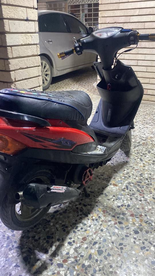 سلام عليكم شباب
ماكس عدله 
دراجه نضيفه جدا شلعه ومعدل تشك الكاع
مكينه 55 
كلجات WF
صالنصه FM
فلاوين جديد
كتف جديد.   باتري جديد. 
كابريتر جديده وكاله 
ضفيره جديد بلاديه اصليه.
لايتات اشاير هورن كله جديد
تاير امامي جديد
دشبول معه سواد ومعه عضمات سكليتر جديد
بكلايت خلفي معا الاشاير جديد
دراجه نكره سلف بكل وقت 
قبق فلاوين رياضي
تعلاكه رياضي 
يدات سكليتر رياضي
صالنصه رياضي
سبايدر خلفي كاربون جديد
كامله مكمله من دون نقص
675وبي مجال  مكاني بغداد الراشديه
رقمي ***********واتس فقط
