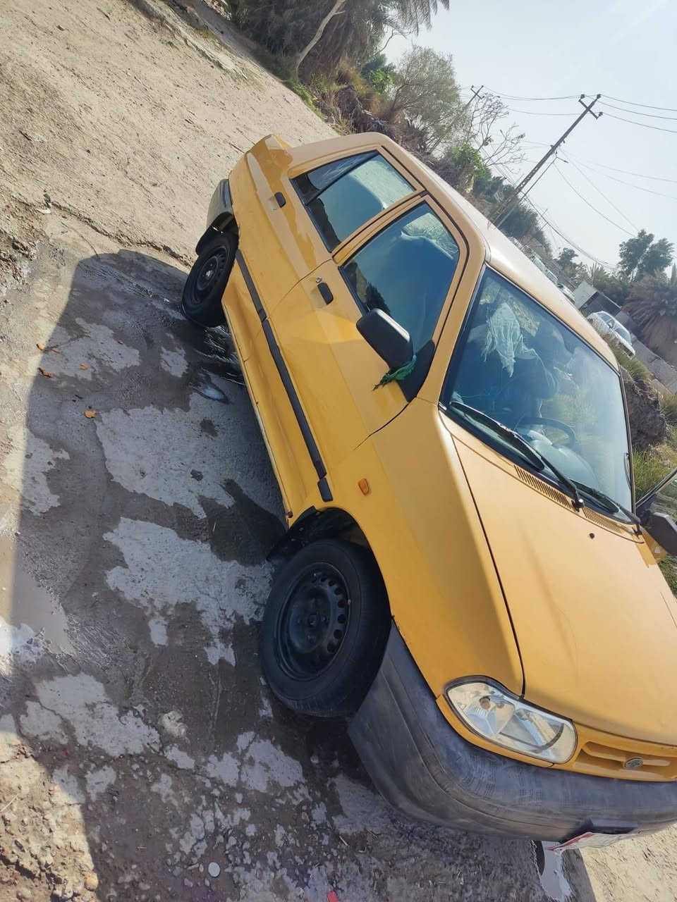 للبيع موديل 2016 نافذة 4 سنوات تاخذ سنوية مصفرة السعر 37 ورقة قابلة للتفاوض اذا شراي  التواصل فقط على الرقم واتساب او اتصال ***********
