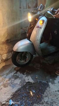 دراجة لبيع مكاني بغداد عبيدي سعر ١٥٠الف وبيهة مجال 👈🏽ابو ل١٠٠وجوة لاتع...