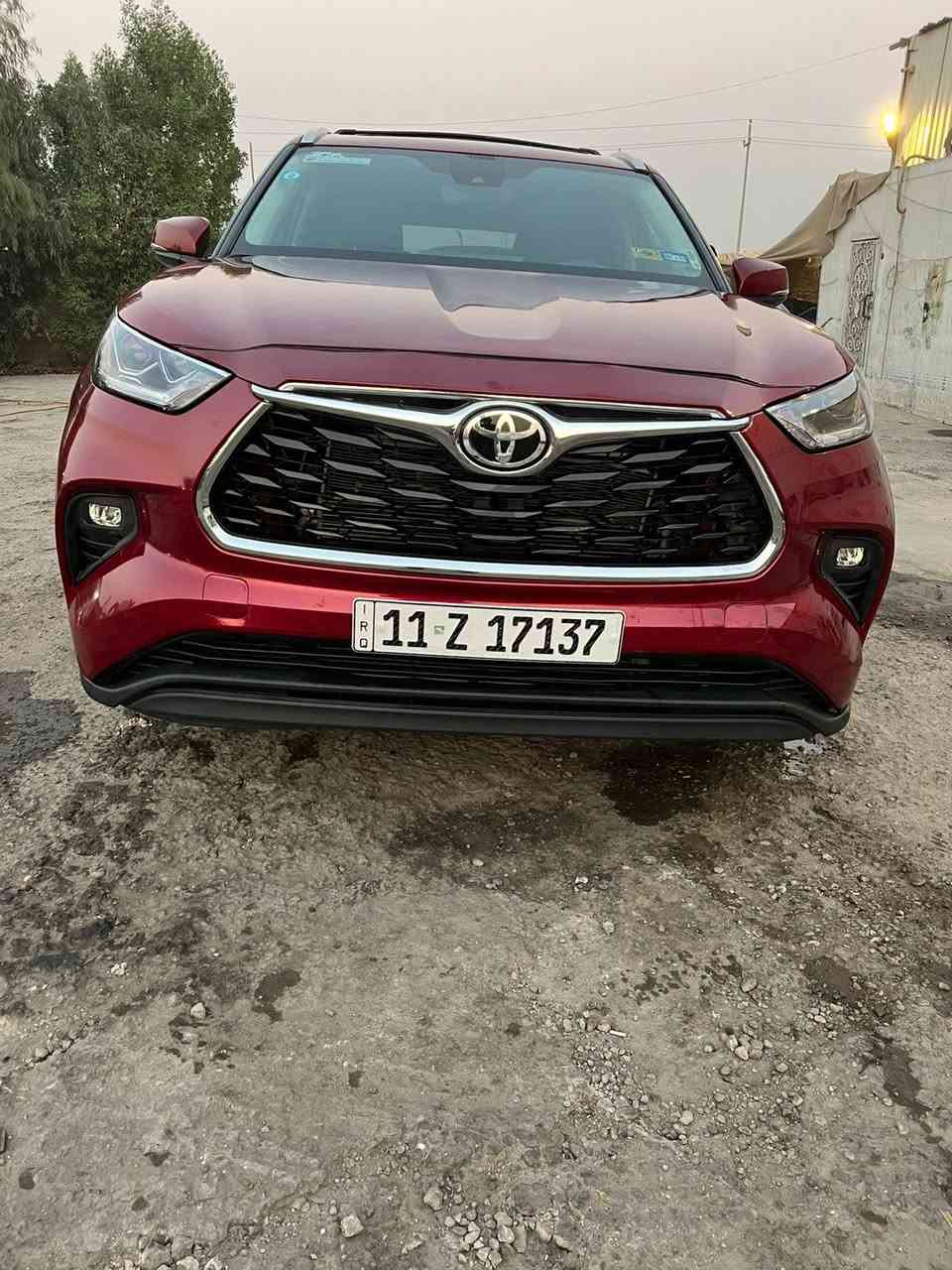 🚗تيوتا هايلاندر موديل 2023 (هايبرد)
وارد امريكي

• رقم بغداد مشروع وطني
• 7 راكب كشن متصل
• 🔶المواصفات
• تحكم ستيرن
• تحكم اوتو جميع النوافذ
• شاحن USP عدا مخارج امامي وخلفي
• تبريد تدفئة كشنات خلفي وامامي
• ثلاث انظمة قياده ايكو وعادي وسبورت
• تحكم مري جانبيه
• حساسات مري جانبيه
• ستائر بلادي 
• ⁠فتحة سقف 
• ⁠رادارات محيطيه
• ⁠لايت زينون
• ⁠جنطه كهرباء
• ⁠ويل Awd

📍مكان السيارة النجف

📞رقم  ***********واتساب _ اتصال
