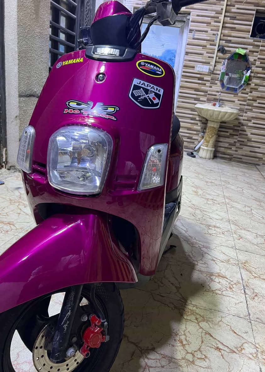 سلام وعليكم
درجه ماكس بوليسي نوزلً البيع 
درجه نضيف ما مفتوحه درجه 
نضيفه تجي وشوف بعينك 
كهربائية كله شغاله و كفراته 
 بلاديه موجوده سعره 650 بيها 
مجال كلش قليل و الشرايً يتصل وهاذ رقميً***********العنوان البصره المعقل
