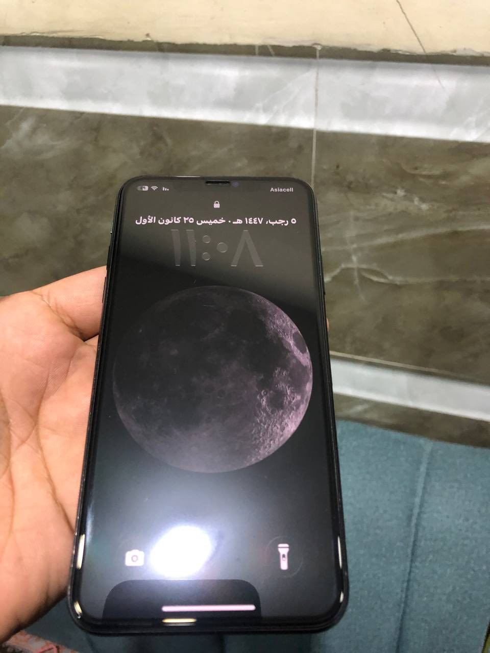 السلام عليكم للبيع 11 برو ماكس ذاكرة 256 شرق اوسط ضمان الماستر دبل خط بطارية 🔋 86 بلادية ما معلاية الجهاز كفالة عامة عدا الشاشة مبدلة اصلية نضافتة 100%  ***********
