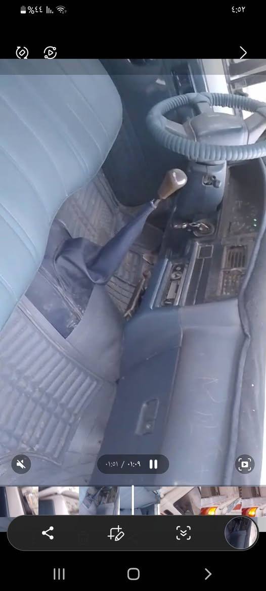 بيكب تويوتا موديل 89 معمرة ومصبوغة عام للجمالية كاملة من كلشي ترايك وين ميعجك  رايدها 80 وبيها مجال للطيبين الاتصال ‎0770 757 7876 واتساب موجود مكاني بغداد الشعب
