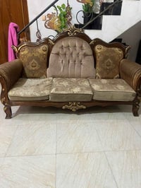 ١٠ مقاعد • بحاجة غسيل • نجف حي النداء