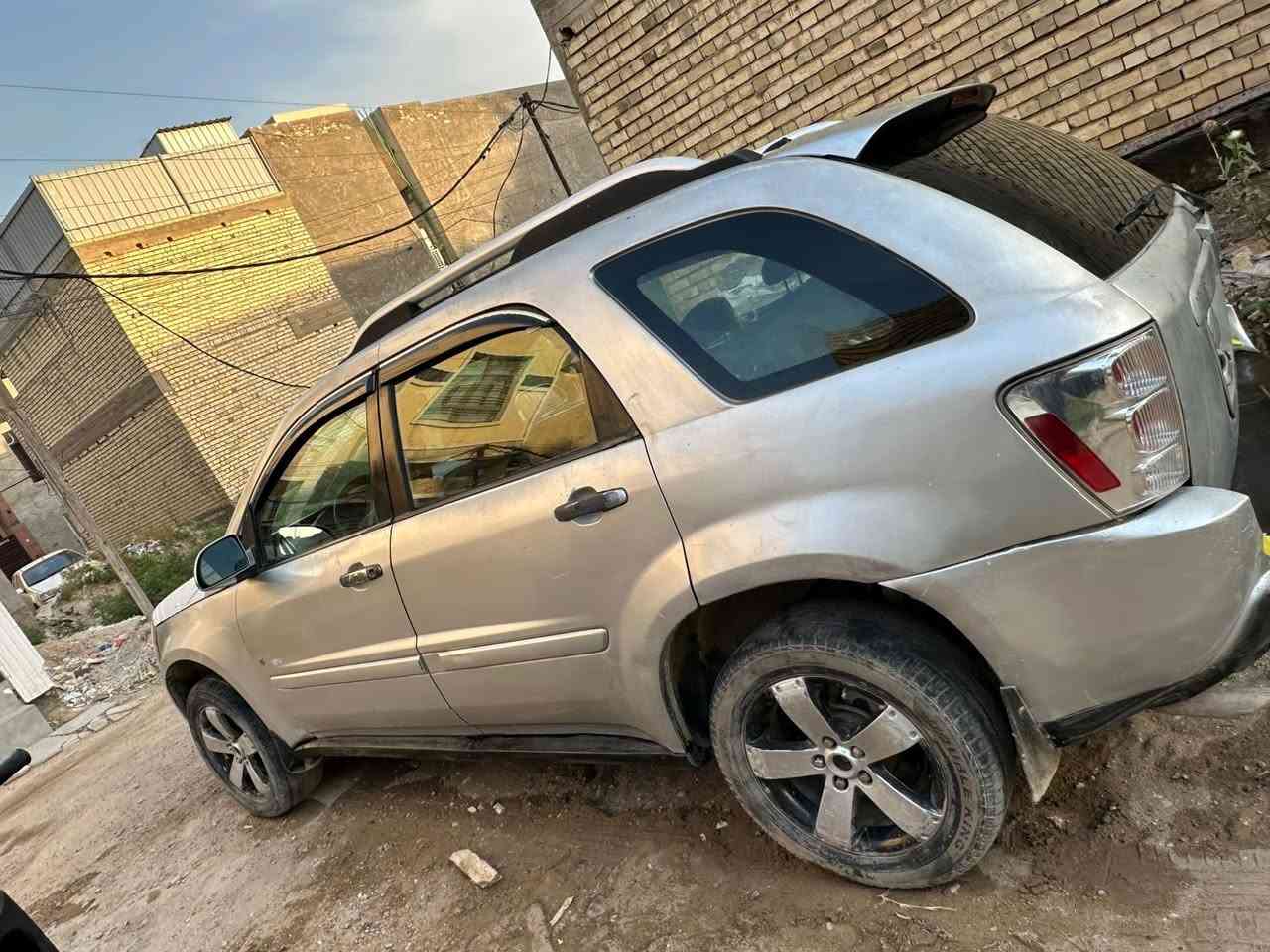 *🚗💥 للبيع شيفروليه بونتياك 2007 - 6 سلندر 💥🚗*

📄 *السنوية*: بأسمي، شرط التحويل ثاني يوم. سنوية نافذة لحد 2029  
📅 *هزة*: ناجحة لحد شهر العاشر  
🔧 *ملاحظات مهمة*:  
- التبريد ما يشتغل، يحتاج راديتر وغاز  
- والكشر شوفة العين 
- مشط الستيرن عاطل
🔧 *الحالة*: ماكينة وكير شرط الفحص 100%  
🎨 *اللون*: رصاصي سلڤر
💰 *السعر*: 47 ورقة وبيه مجال للشراي 
📍 *المكان*: بغداد  
📞 *للتواصل*: ***********

الشراي يتفضل وما نقصر وياه 🤝🔥

