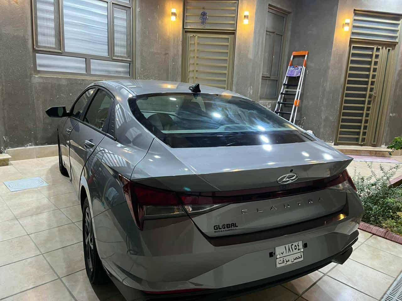 السلام عليكم بس لشراي يراسل ***********
النترا 23
ماشيه25الف
محرك 2000دوش
وارد امريكي
فول تحكمات
رادار امامي خلفي وجانبي
رادار بالمري 
شاشه كبيره
كامره دواره
فتح صندوق ذكي
رقم الدولي الجديد
لون رصاصي غير محدد
ضررها خشم الچاملغ والبنيد معمرات بدون تبديل
معوقين ذي قار ولد شاب شرط الوكاله العامه
منظومة زنون
تشغيل عن بعد
