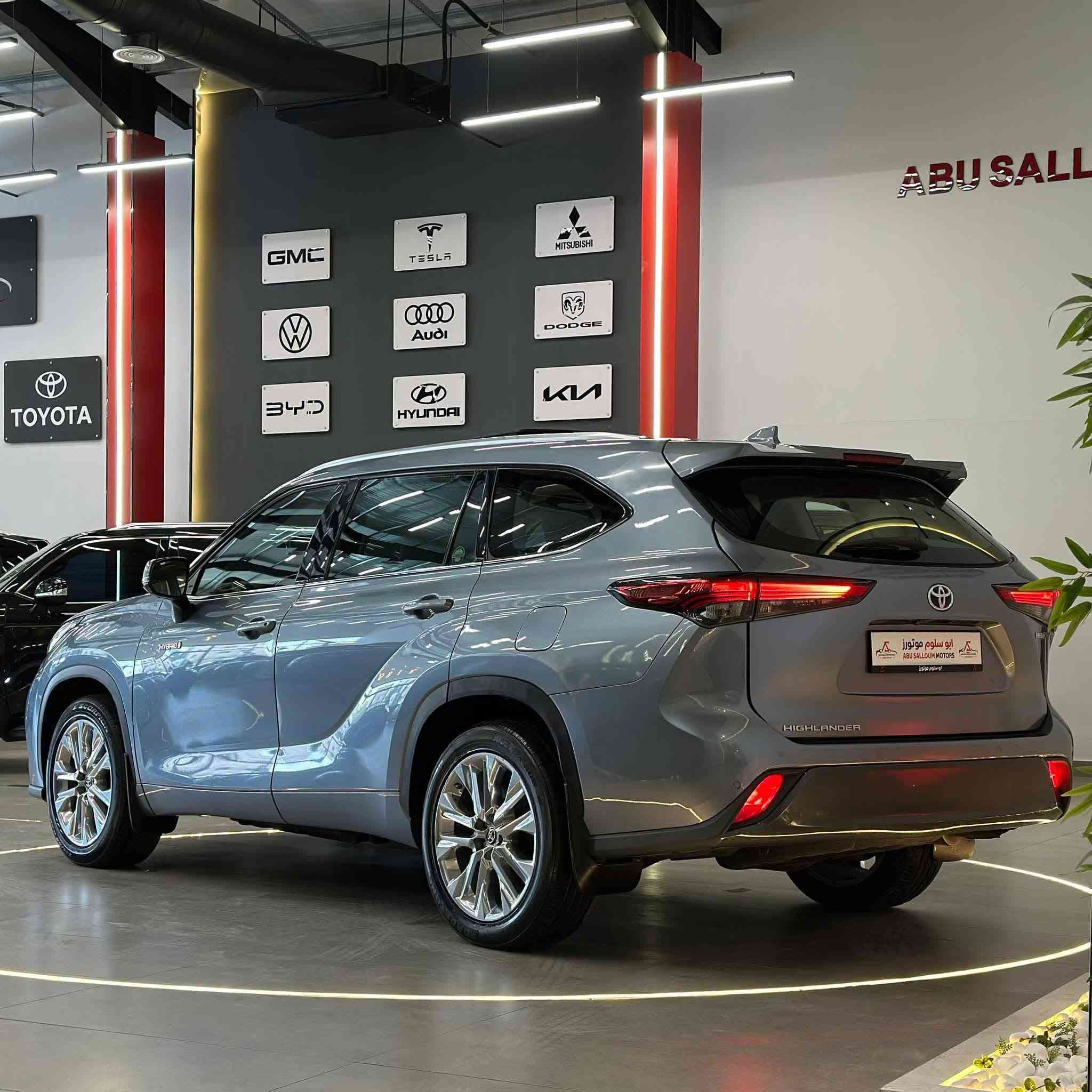 Toyota Highlander Hybrid 2022
تويوتا هايلاندر موديل 2022

🌀 محرك : 2500cc
هايبرد 
 
عداد : 36,000 km فقط !!

❗️ المواصفات :

بانوراما متحركة
ذاكرة تخزين لمقعد السائق
مقاعد مدفأة ومبردة
مقاعد امامية كهربائية
قير اتوماتيك توب ترونك 
  مقاعد خلفية مدفأة
7 مقاعد
جنط 18 كروم  
شاشة لمس امامية كبيرة 
نظام صوتي 
رادار امامي 
مانع تصادم 
تنبيه ما قبل الاصطدام 
نظام المكابح التلقائي 
وضعيات قيادة sport /normal/eco/ ev
حساسات أمامية 
حساسات خلفية
تحديد مسار
تصحيح مسار 
كاميرات 360 
صندوق خلفي كهربائي 
تكييف مركزي 
تكييف خلفي منفصل 
مرايا متحركة عند الاصطفاف 
تدفئة مرايا
مانع انزلاق
ستائر خلفية 
اضوية أمامية LED
اضوية خلفية LED
كشافات LED
مداخل USB,Type C,  
مانع سرقة 
مقبس 120 فولت
بصمة أبواب 
بصمة تشغيل 
هوك خلفي 
فورمايكا داخلية 
ستائر جانبية

والعديد من الإضافات ….

للتواصل : 0798376102


**إذا كنت صاحب هذا الإعلان وتريد حذفه لأي سبب، رجاءا أرسل رسالة إلى الدعم الفني**