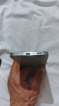 سامسونج A56 5G • ٢٥٦ جيجا • ٨ رام