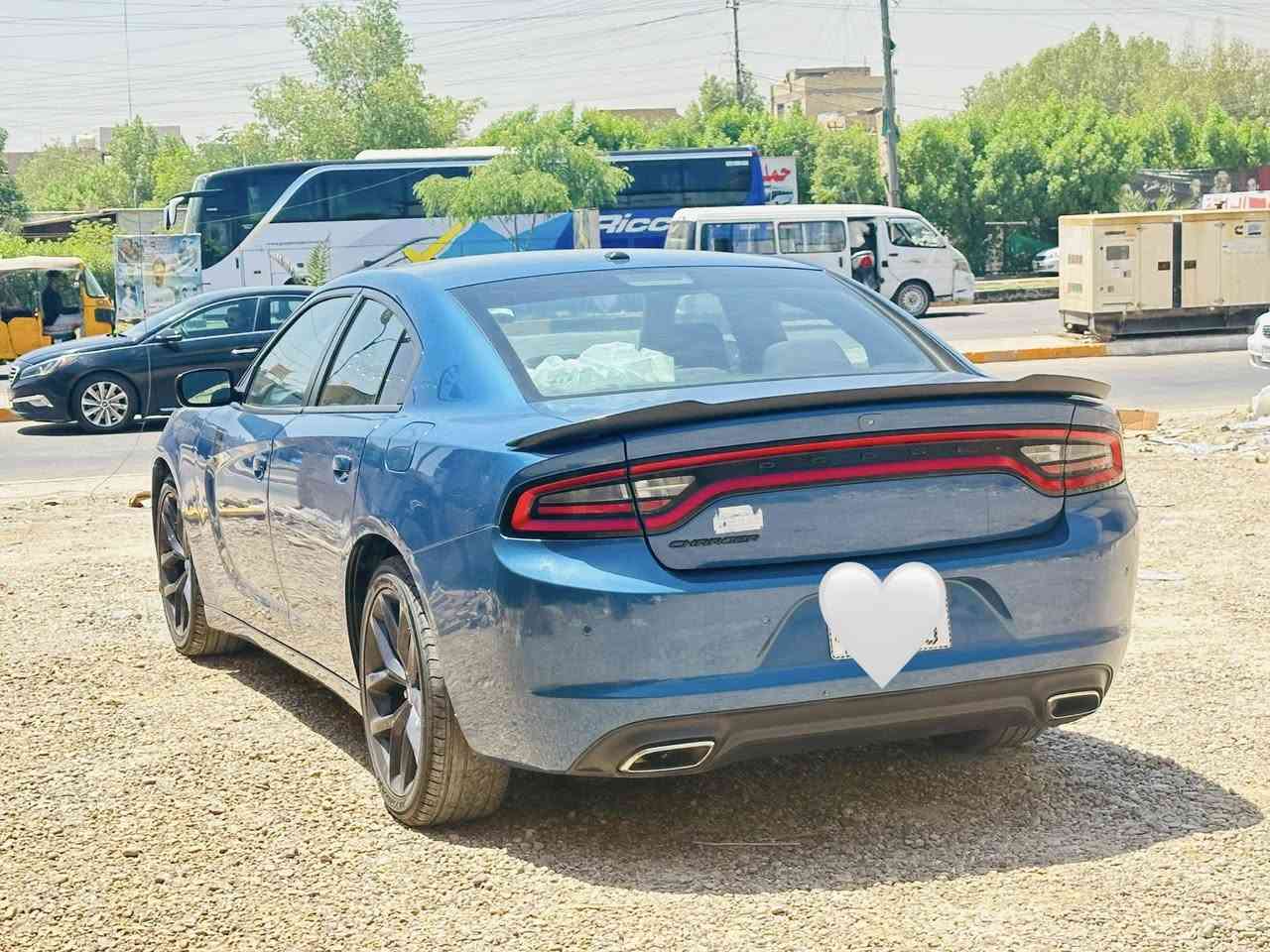 جارجر 20 امريكي رقمها بغداد
دولي باسمي  فول عدا الفتحة

 قطعتين صبغ …

مكانها بغداد بسماية 
السعر 177... ***********،….ماشيه ١٢٠..
