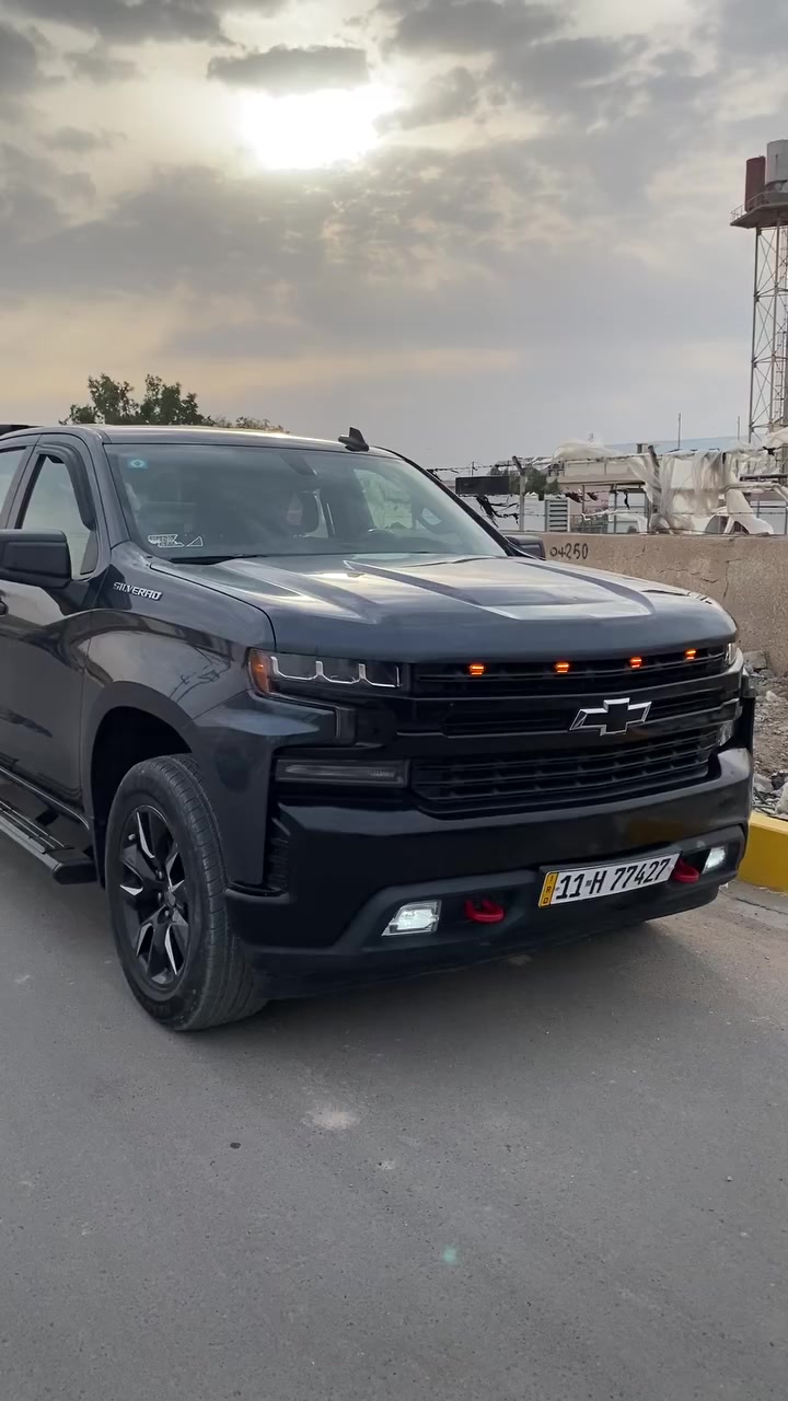 سلفرادو 2019 للبيع بدون حادث
وارد امريكي  ماشيه 87 الف مايل رقم بغداد 
مكينة 6 سلندر 4.3l
عليها محجر  وترفيعه 2 انج من المقدمه
بيها سرقه دواخل ومبدله بدواخل مميزه واحلى من القديم ، بيها صبغ باب بدي لان كان بيه خدوش وبيها خدوش بسيطه وبارد 

السياره خير من الله بكل شي وهيبه ولون مميز رصاصي فيلي وصراحة  لوما محتاج فلوس ما عرضتها للبيع   
مكانها  بالناصرية
للاستفسار على واتساب💚 (فقط) متوفر
***********
