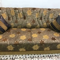 قنفات للبيع مستعمل اريد 400 الف وبي مجال للمراسلة على هذه الرقم 077786...