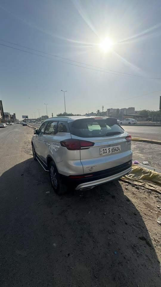 جيلي  ازكارا 2023
🔹 ماشية 48 ألف كم
🔹 ضمان وكالة بعدها داخل ضمان صيانةً ودهن بلاش بلاش 

المواصفات:
شاشة – كاميرا – LED أمامي
زينون – باك لايت LED
كشنات جلد (الداخل قرميدي)
ويل كب كروم – دوسات
حساسات امامي وخلفي  – سايد بريك دكمة
كامرات 360 درجة 
بانوراما - ترحيب 
شاشات - سستم صوت 
أوتو هولد – إشارات بالمراي
تبريد قطعتين – ماوس
مكينة 1500 توربو
أنظمة قيادة: ECO / SPORT / NORMAL
📄 رقم بغداد الجديد (مشروع وطني)

💰 السعر: 19 مليون
🔁 بيه مجال / مراوس مع BYD
📍 بغداد – زيونة

📞 ***********
