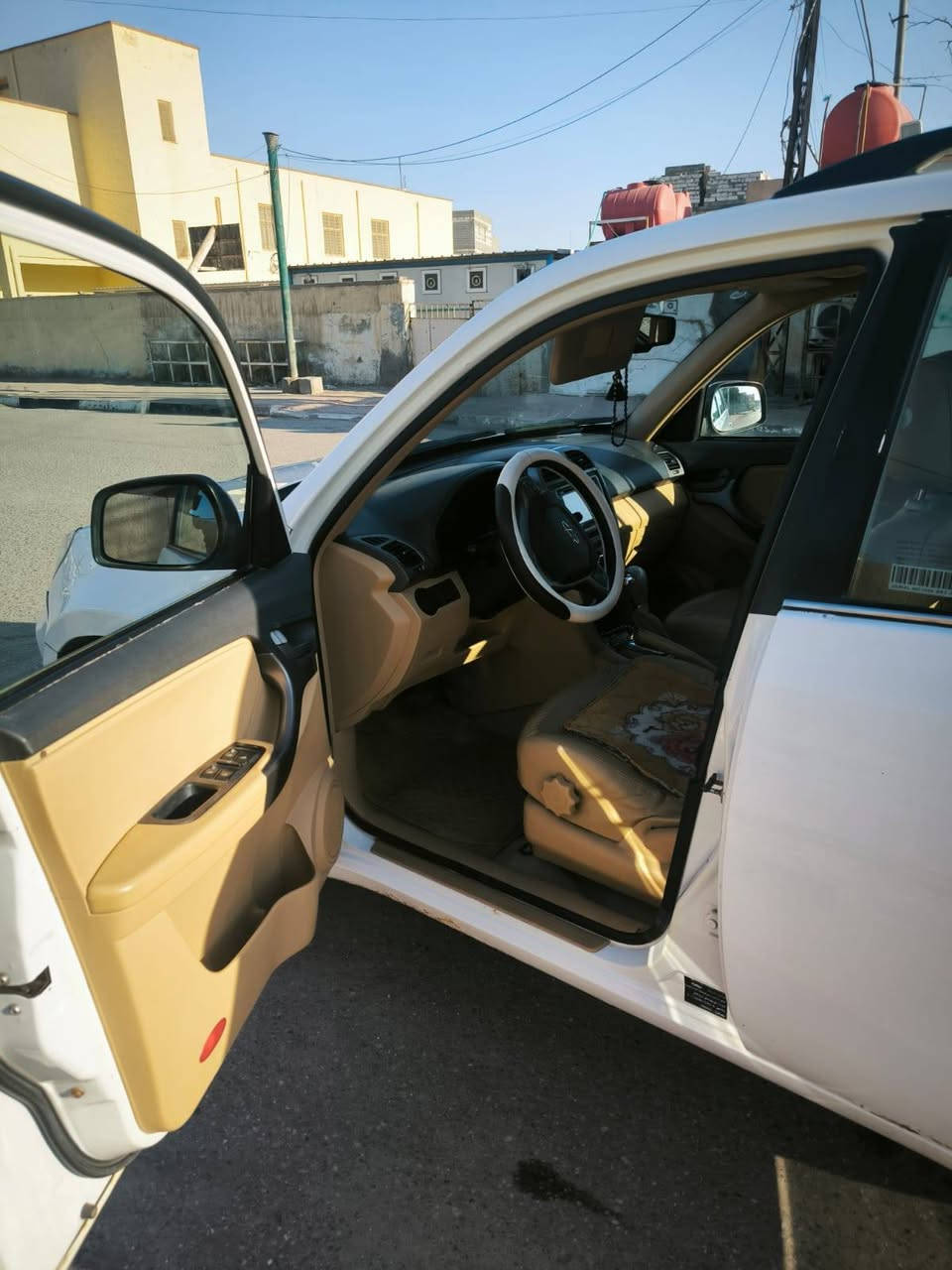 السلام عليكم اخوان تيكو 14 السياره كفاله عدا ضربه بلباب الخلفي ومصلحه فقط باب خلفي والباقي كفاله محرك كير بدي دواخل خير من الله شركه تجي وتشوف بعينك بيه فقط خياس مواضح بتصوير ممصلحينه لعدم التفرغ تبريد تخم تاير السياره ترايك لبغداد وشكد متريد امشي قبط سكليتر وكلشي بلاتفاق سنويه ماساقطه وكلشي قسمه ونصيب الي يقرا المنشور يندعيلنه بلرزق ... ٦٣ورقه ويشهد ربي مكلفتني ازيد .. محتاج واريد نقد مراوس اعتذر مراوس والله يرزق الي ياخذه كلب ولسان ... ملاحضه تصير القسمه تتحول السياره ثاني يوم بياع شراي ماابيع وكاله مسوي مداور ثاني يوم وكلشي قسمه ونصيب... بصره حي الخضراء، قرب نادي الاثوري .. اخوان رجاءا مكلف بلنشر لحد يراسلني علسياره اتصل عله صاحب السياره وشكرا ***********
