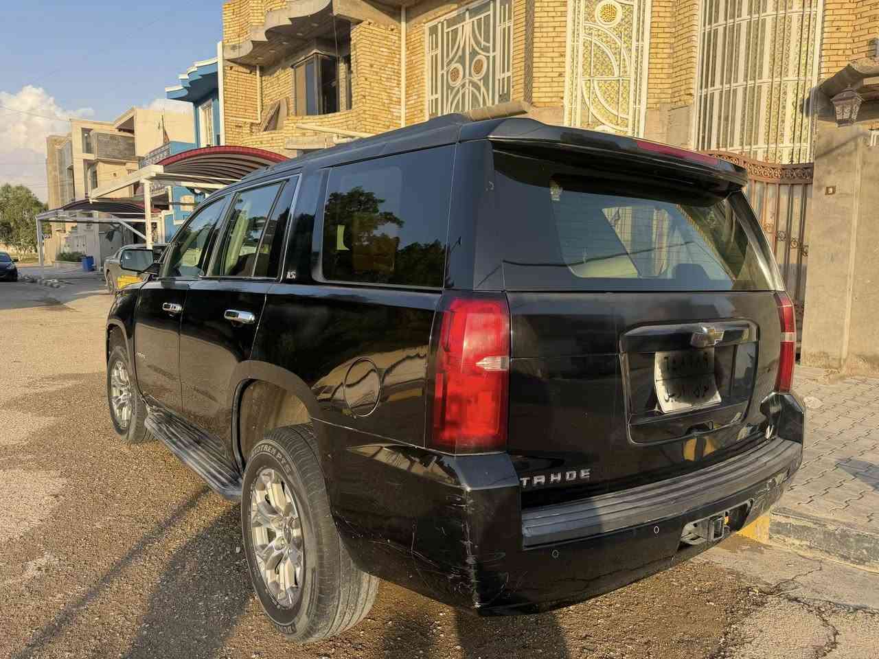 تاهو 2015 رقم أربيل   سيارة خليجي بيها حادث بالعراق جاملغ ايمن امامي كما مو ضح بالسونار مرفق مع الصور وبيها بعض الملاحظات سيارة جاهزة مكانها كوت موكز المدينة السعر 240 $ للاستفسار فقط الاتصال على الرقم ***********
