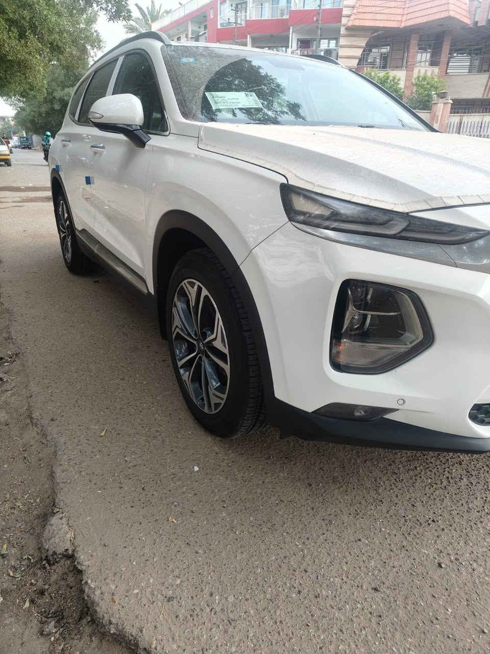 سنتافيه  2020  خليجي مكفوله
 من ضربه والصبغ  فول 1/1 
رقم بغداد بسمي 
مكاني بغداد 
محرك 6 سلندر بصمه 
بنو راما 
حساس امامي حساس خلفي 
شاشه كامره
كشنات جلد 
كشنات كهرباء كشنات تدفئه وتبريد 
مري شفط لايت زنون 
دبل لد
سايد بريك بصمه
فورويل 
دشبول تجتل ليزري
سبعه راكب 
3 قطع تبريد

رقم صاحب سيارة
***********
