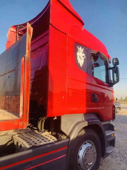 للبيع سكانيا موديل ٢٠٠٧ مكينه ٥٠٠ انجكتر كير كوبره 3*3 تخم تاير مكفوله كفاله عامه مربوطه جاهزه للعمل سياره خير من الله السعر 270 وبيه مجال للشراي للستفسار اتصل ***********
***********
