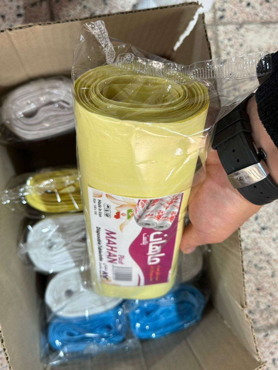 المنشور موجه للتجار والموزعين واصحاب المخازن فقط .....
مستمرين بتوفير كميات كبيرة من سفر الطعام
لتجهيزكم بالكميات الكبيرة تحضيرا لموسم رمضان المبارك
متوفر كافة الاوزان من نوعية ماهان ونورمند
وزن 260 غم عدد 15 رول 
وزن 700 غم عدد 12 رول
وزن 1000 غم عدد 8 رول 
وزن 1400 غم عدد 6 رول 
جملة الجملة - كميات كبيرة فقط - سفر طعام - توزيع
جميلة شارع حسينية الانصار فرع ميزان بغداد 
سيد احمد ***********
سيد ابراهيم ***********
#الاول_على_العراق
