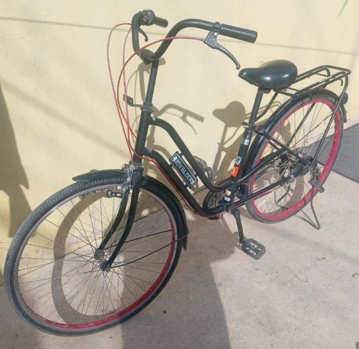 للبيع 
بايسكل Lady Block 
نضيف حجم 27
ب115 الف


**إذا كنت صاحب هذا الإعلان وتريد حذفه لأي سبب، رجاءا أرسل رسالة إلى الدعم الفني**