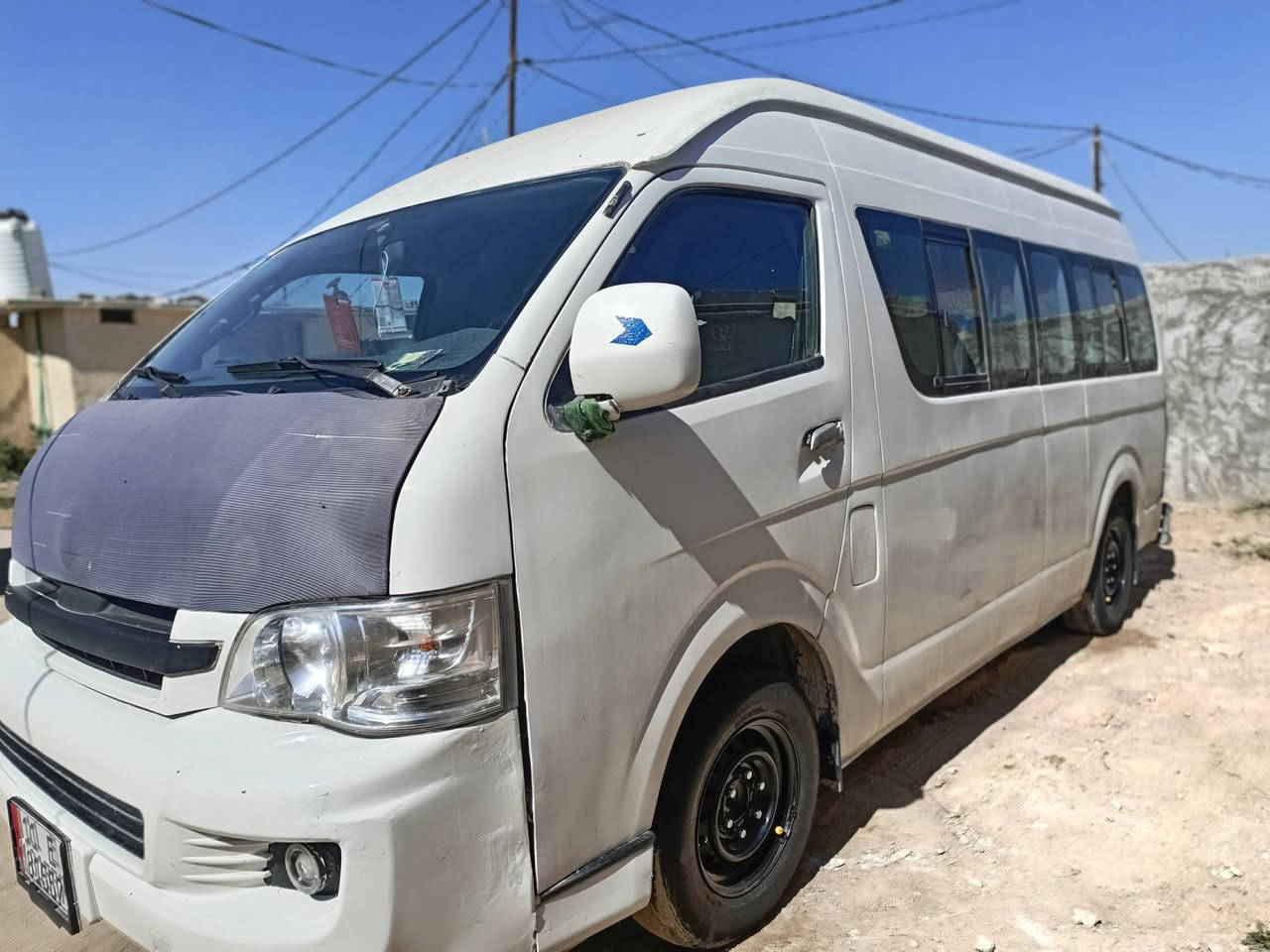 للبيع جنبي عالي موديل 12 رقم بغداد انكليزي سياره جاهزة مكينه كير حداديه تخم تأير جدد  تبريد شغال 
مصفره من كلشي مصبوغه جماليه. 
السعر. 84 أو بيه مجال قليل 
للاستفسار. *********** مكان طريق كربلاء نجف عمود 250
