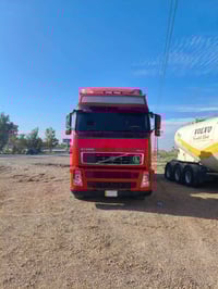 فالفو • ٢٠٠٢ • اربع محاور