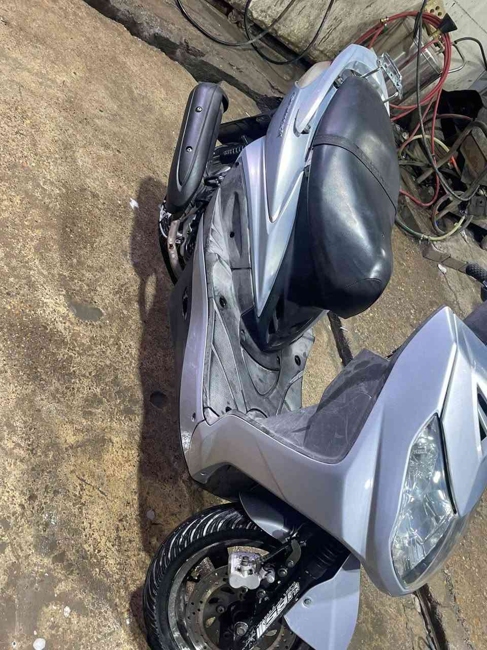 سلام عليكم دراجه سكنس فحل نوزل خطين قبغ نفخ ياباني كامله مكمله اي نقص مابيها دراجه خرسه مكان بغداد لاعضميه *********** سعر 850
